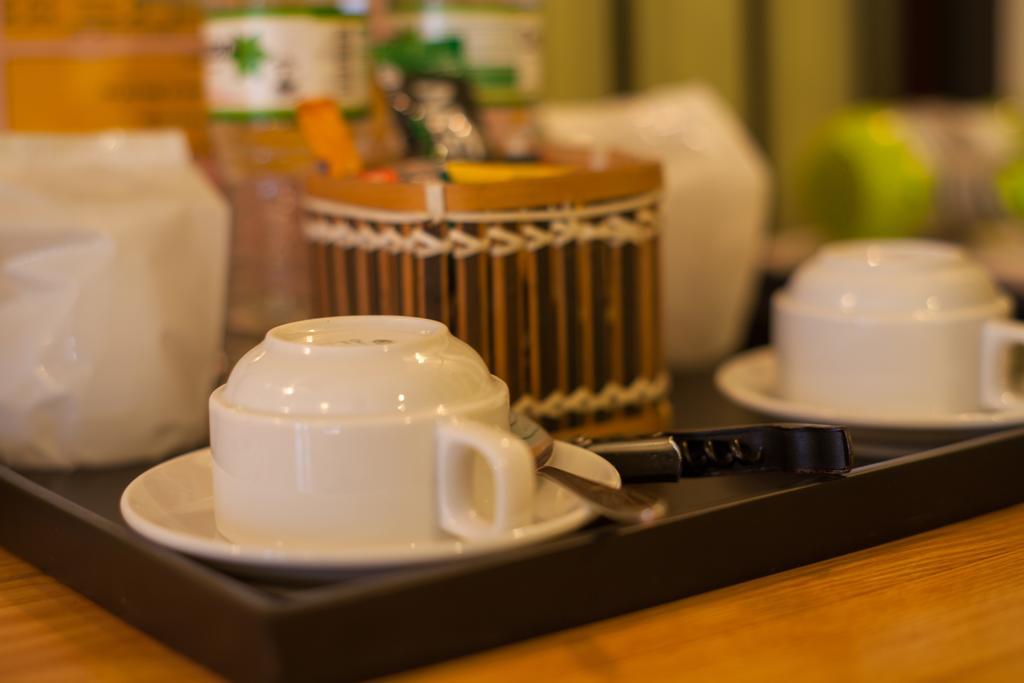 Iris Boutique Hotel Hanoi Luaran gambar