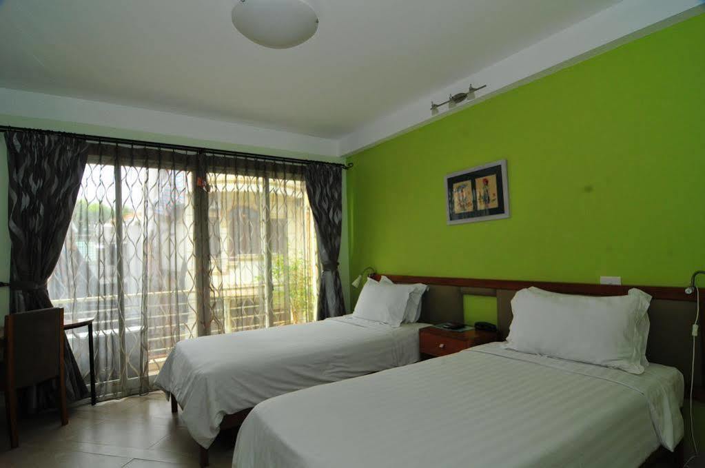 Iris Boutique Hotel Hanoi Luaran gambar